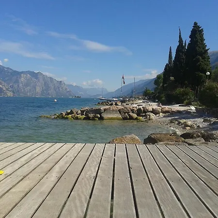 Denis Brenzone sul Garda