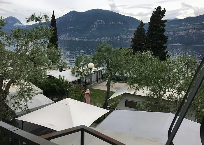 Denis Brenzone sul Garda