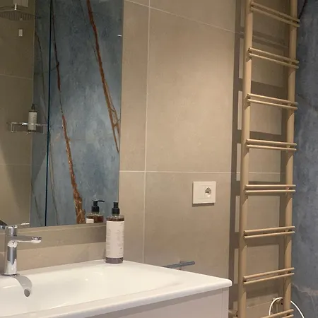 丹尼斯露营地 * 布雷佐内加尔达