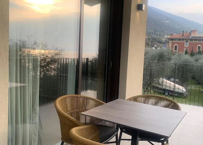 Denis Brenzone sul Garda